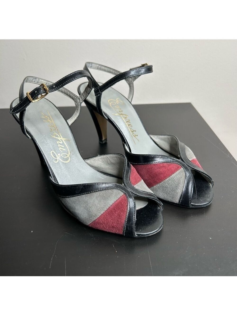 Empress Ballroom Peep Toe Heels Red Grey Suede Size 6.5 - Picture 3 of 10